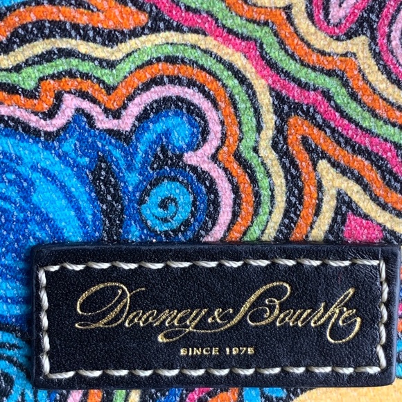 Disney World Resort Collab Dooney & Bourke sketch Princess Wristlet Purse - Picture 8 of 14